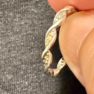 925 sterling silver Twisted Band $22